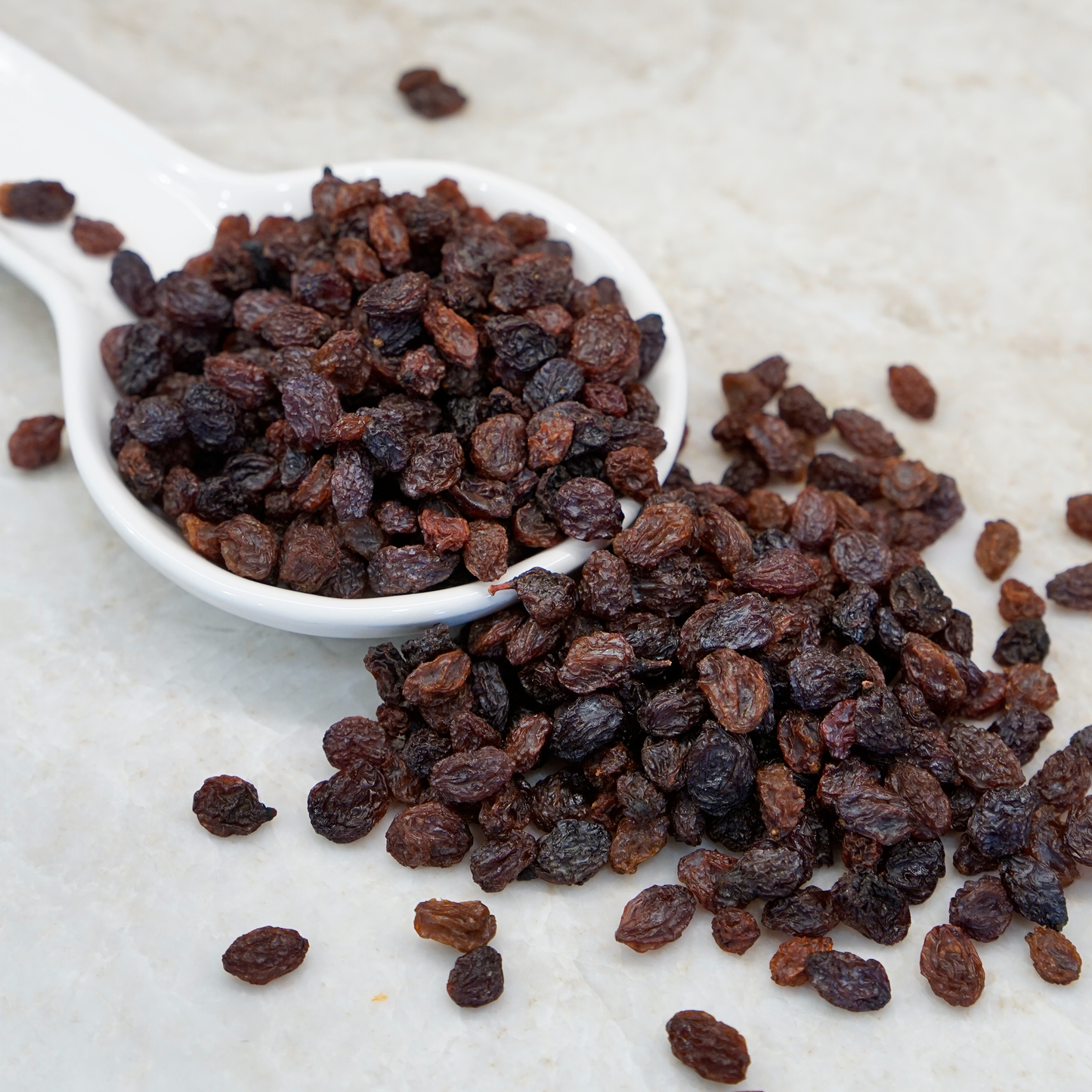 Organic Dried Red Flame Seedless Raisins